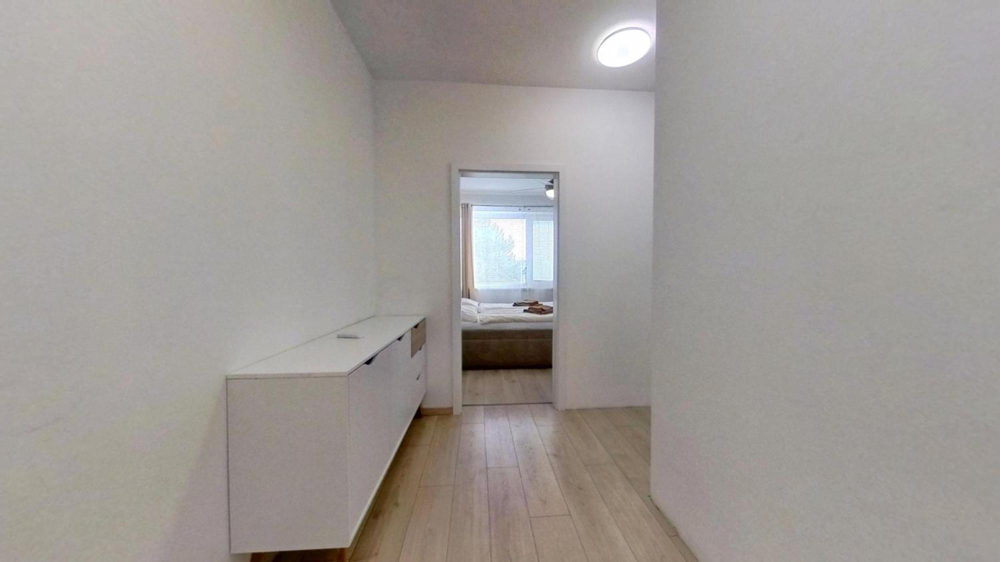 Air-Conditioned 2 Room Apartment, With Terrace, Rovinka, 302 ภายนอก รูปภาพ